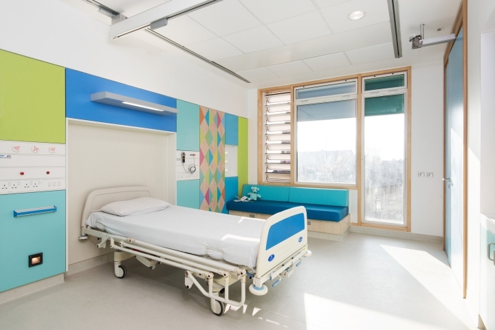 【分享】亮丽多彩的病房设计:英国谢菲尔德儿童医院