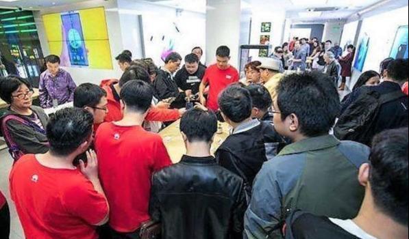 中国手机销量榜出炉：苹果已跌到第六位，榜首成为今年最大的黑马