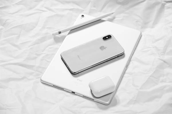 AirPods:看似可笑,实则是近些年来苹果最好的产品