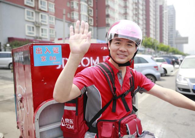 继美团饿了么后，又一配送巨头崛起，估值达300亿，用户超5000万