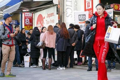 为啥日本实体店经营的比较好，中国现在电商比较好