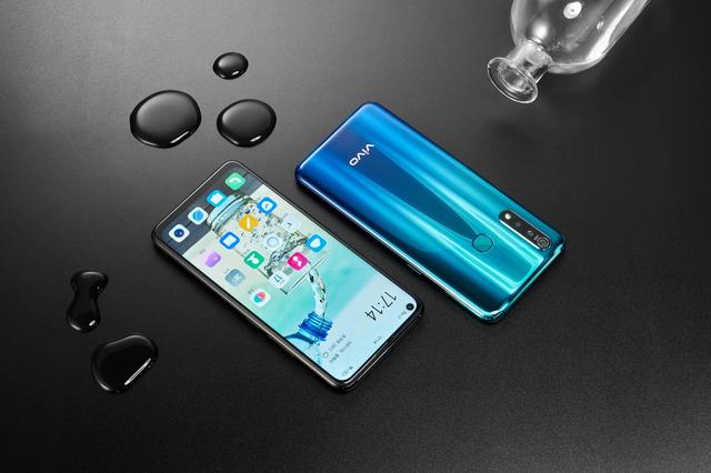 1398元起售！vivo Z5x杀入千元机阵营，对比Realme X，谁更胜一筹