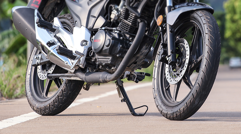 How do I know when my bike needs new tyres?