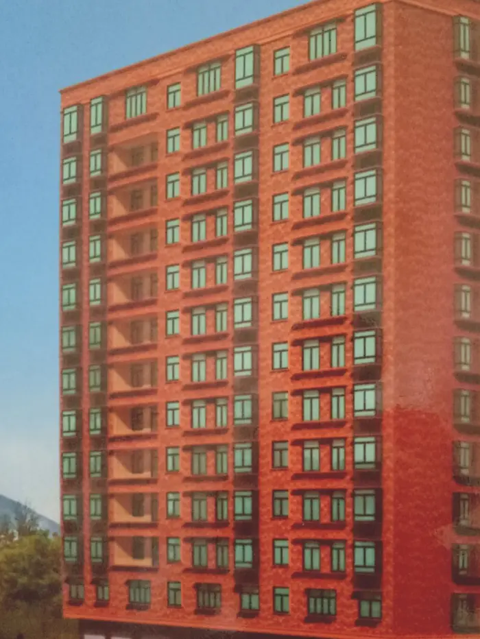 <h3>钟兴商贸城</h3>　　钟兴商贸城位于普宁市南溪镇，该项目计划建造乘客电梯服务商贸城用户的上下出行。<br>　　吉荣电梯根据客户行业服务特征和具体需求，为其设计出符合行业特色的电梯产品。吉荣电梯用先进的技术和高端配置保障运行安全和稳定的同时，轿厢内部装饰高端华丽的地板和吊顶，既满足了客户的运输需求， 又体现了客户的行业特点，赢得客户的赞赏和肯定。