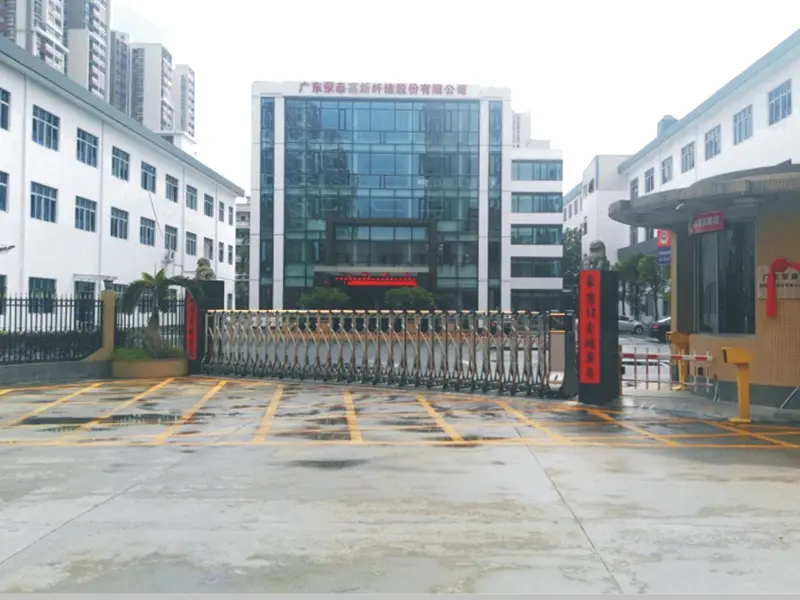 <h3>蒙泰纤维纺织有限公司</h3>　　蒙泰纤维纺织有限公司项目计划建造乘客电梯，吉荣电梯根据客户行业特征和具体需求，为其设计出符合行业特色的电梯产品。在以先进的技术和装备保障运行安全和稳定，满足了客户的运输需求，赢得客户的赞赏和肯定。