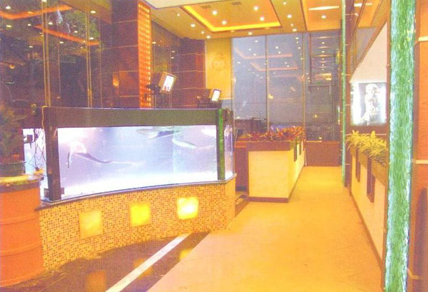 西餐廳內(nèi)裝飾工程
