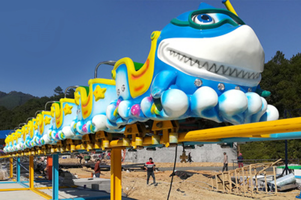 鲨鱼滑车-大型景区游乐设备项目