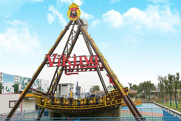Pirate ship and Ferris wheel-Corsair 24