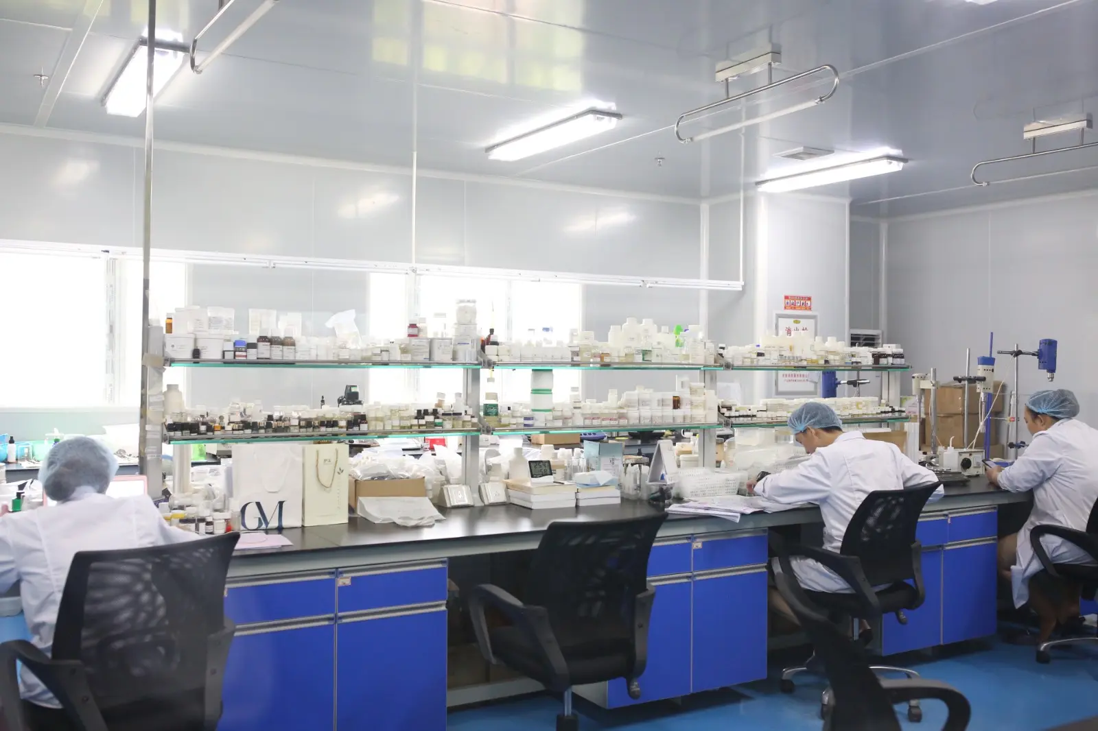  育发化妆品oem厂家