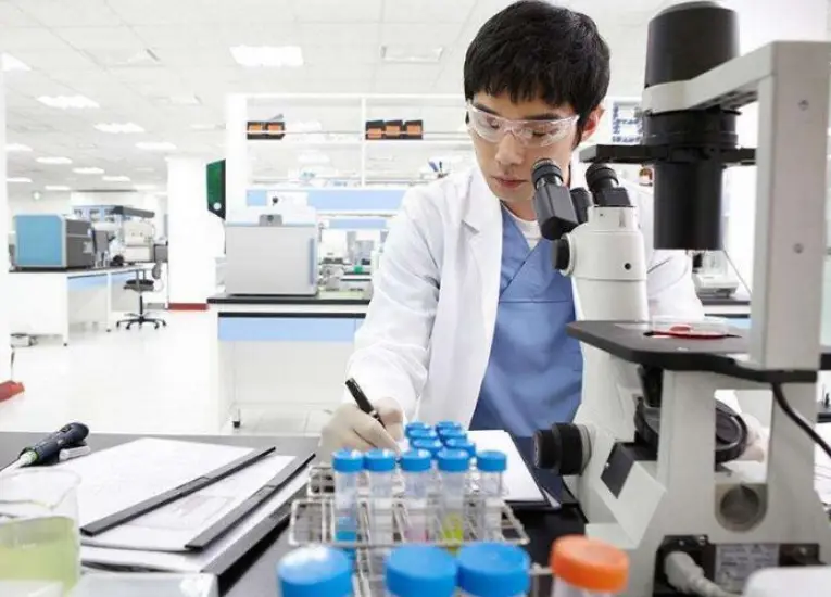 护肤品oem定制厂家