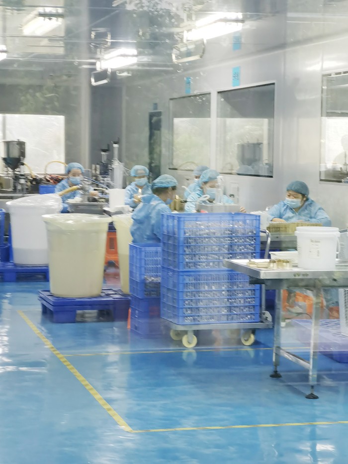 品牌化妆品生产