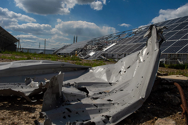 乌克兰电力设施的损坏-需要太阳能存储