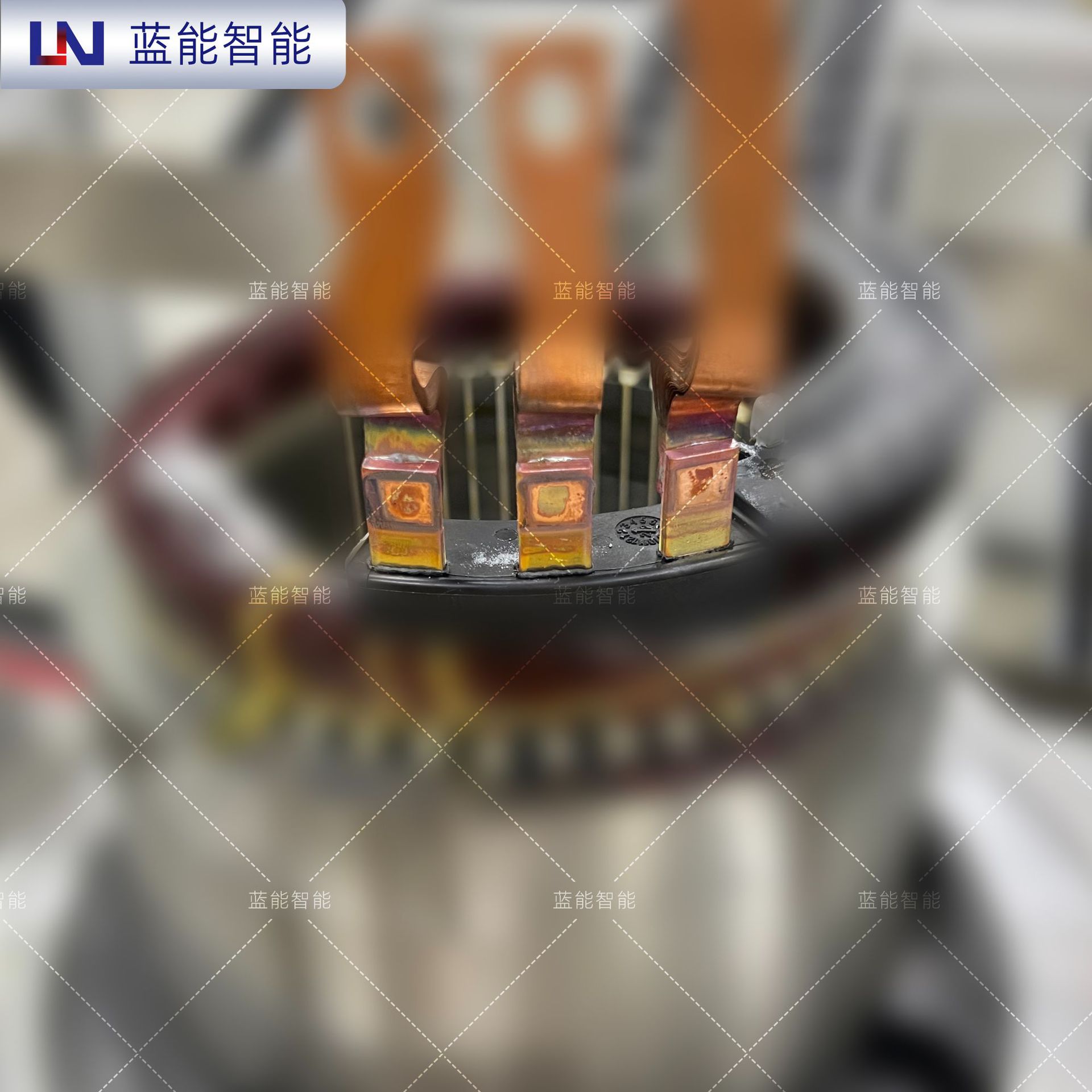 扁线电机三相引出线端子热熔自动压接焊机