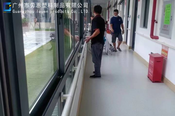 2022.9.20深圳南澳人民醫院無障礙扶手安裝案例圖 (3)