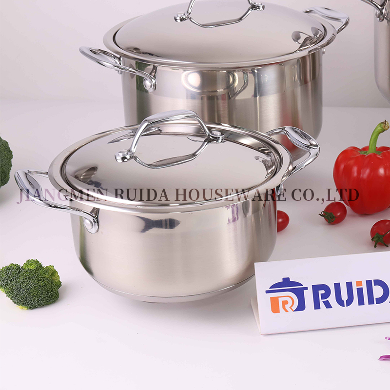 OEM Customized Zinc Alloy Handle Wide Edge 11PCS Casserole Steamers Cookware Set