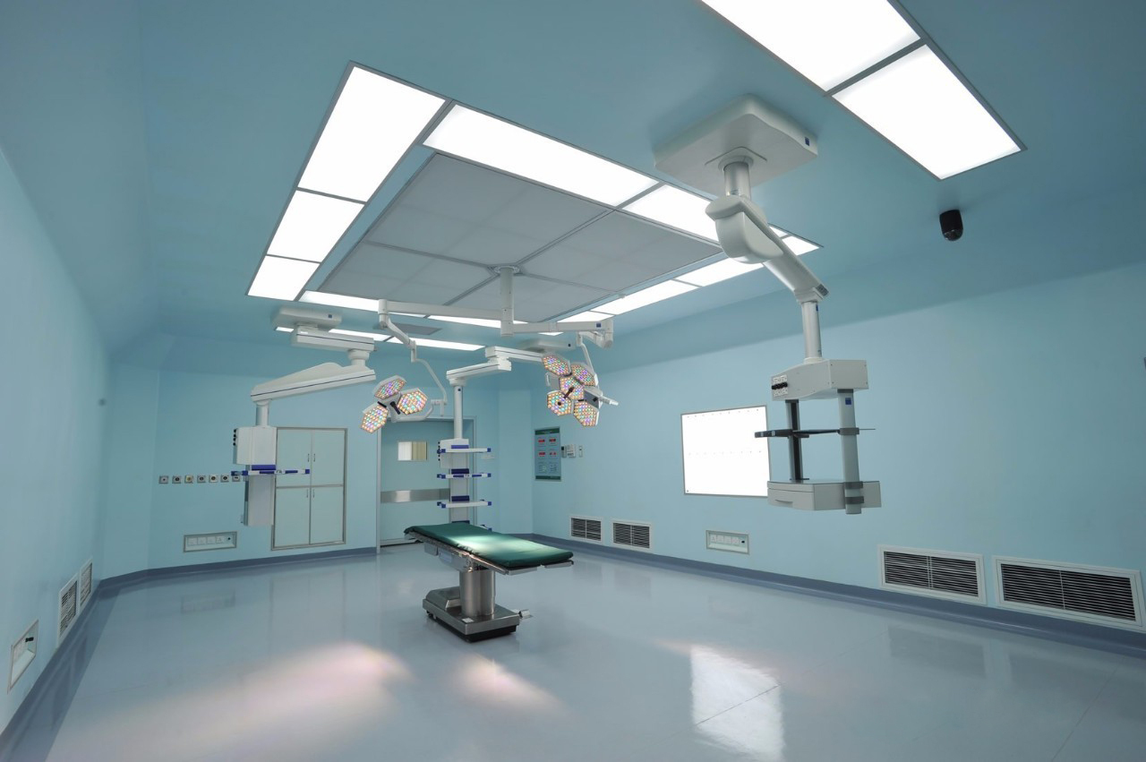 浅谈百级层流洁净手术室的人性化设计 - 四川华锐净化工程公司
