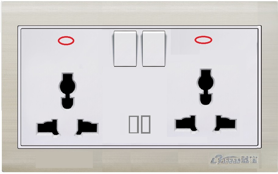 LK7075 13A double universal switched socket+2USB