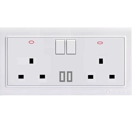 LK4073 13A DOUBLE SWITCHED SOCKET+2USB