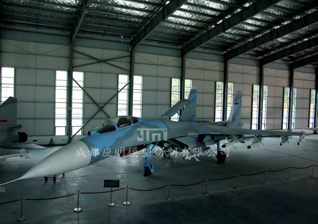 1：1飞机模型-1：1苏-27战斗机模型