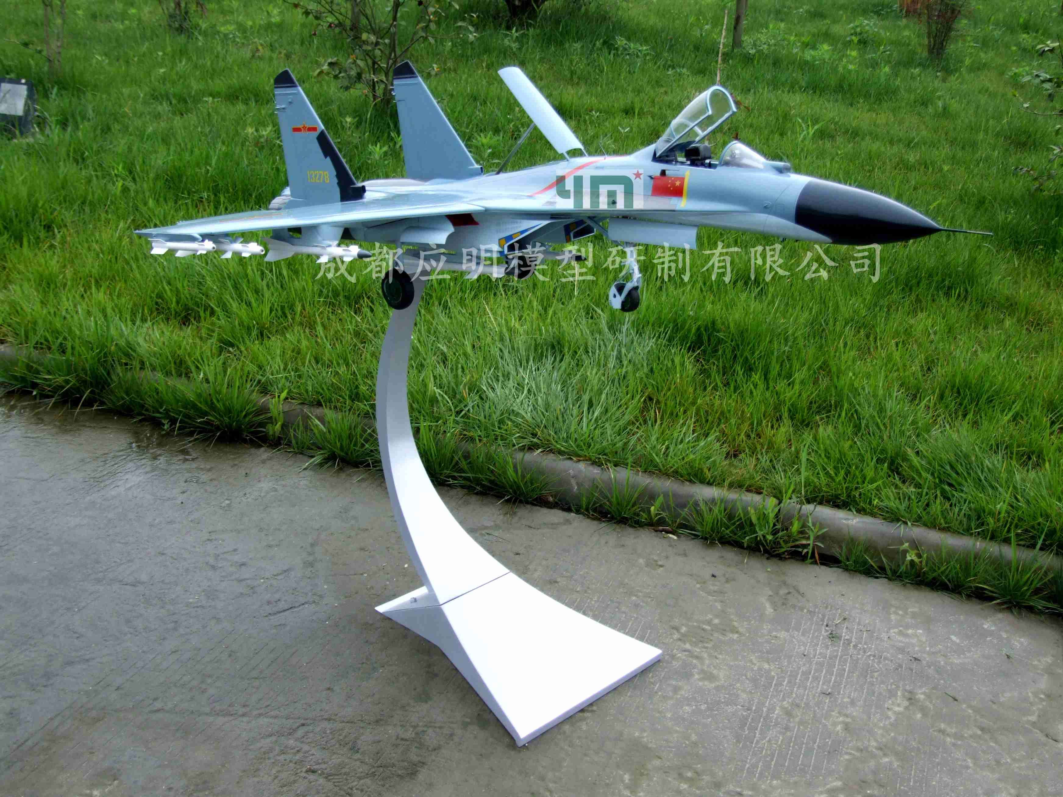 缩比飞机模型-1：14歼-11战斗机模型