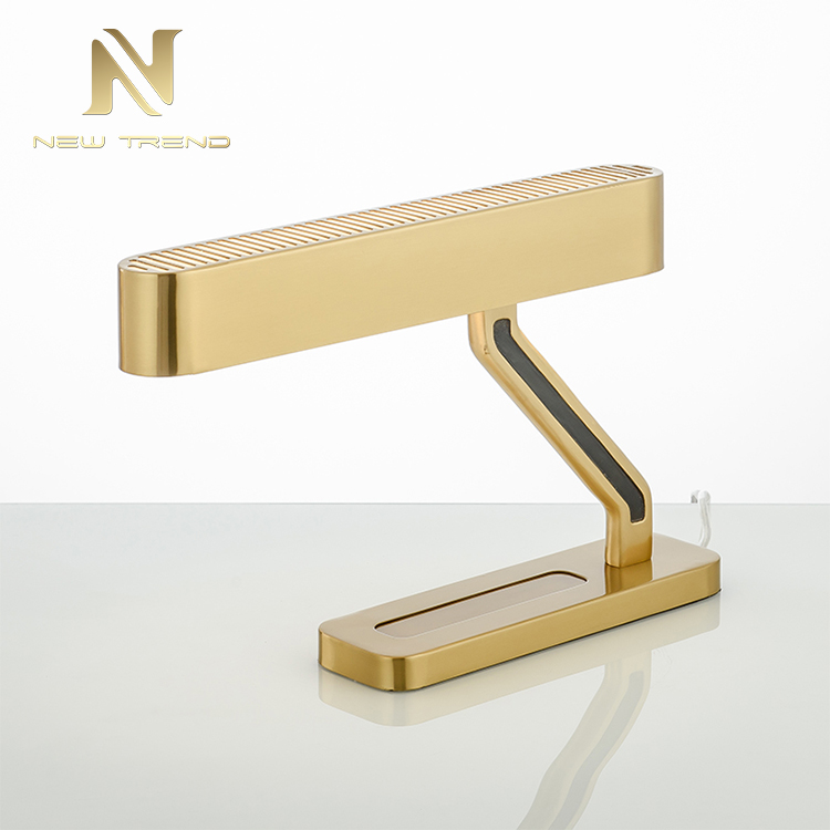 High quality modern style Indoor bedroom study room lighting copper led table lamp G8807