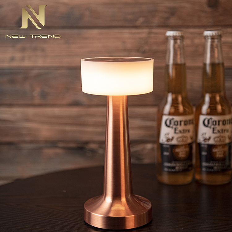 New Product Restaurant Bar Decoration Art Abs Gold Color Led Table Light TL8007