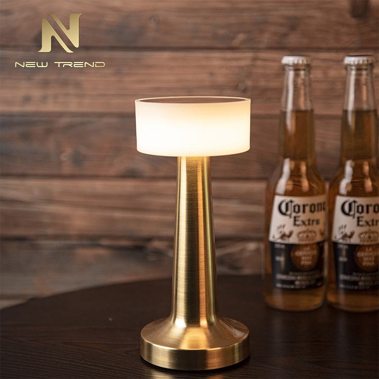 New Product Restaurant Bar Decoration Art Abs Gold Color Led Table Light TL8007