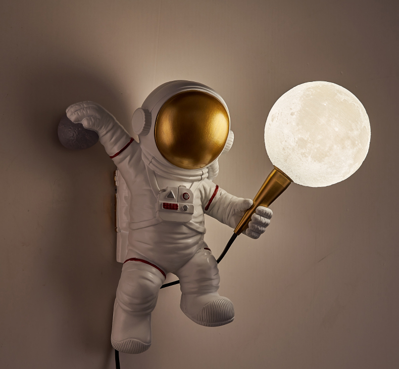 Simple Nordic lunar astronaut resin led table lamp T3286