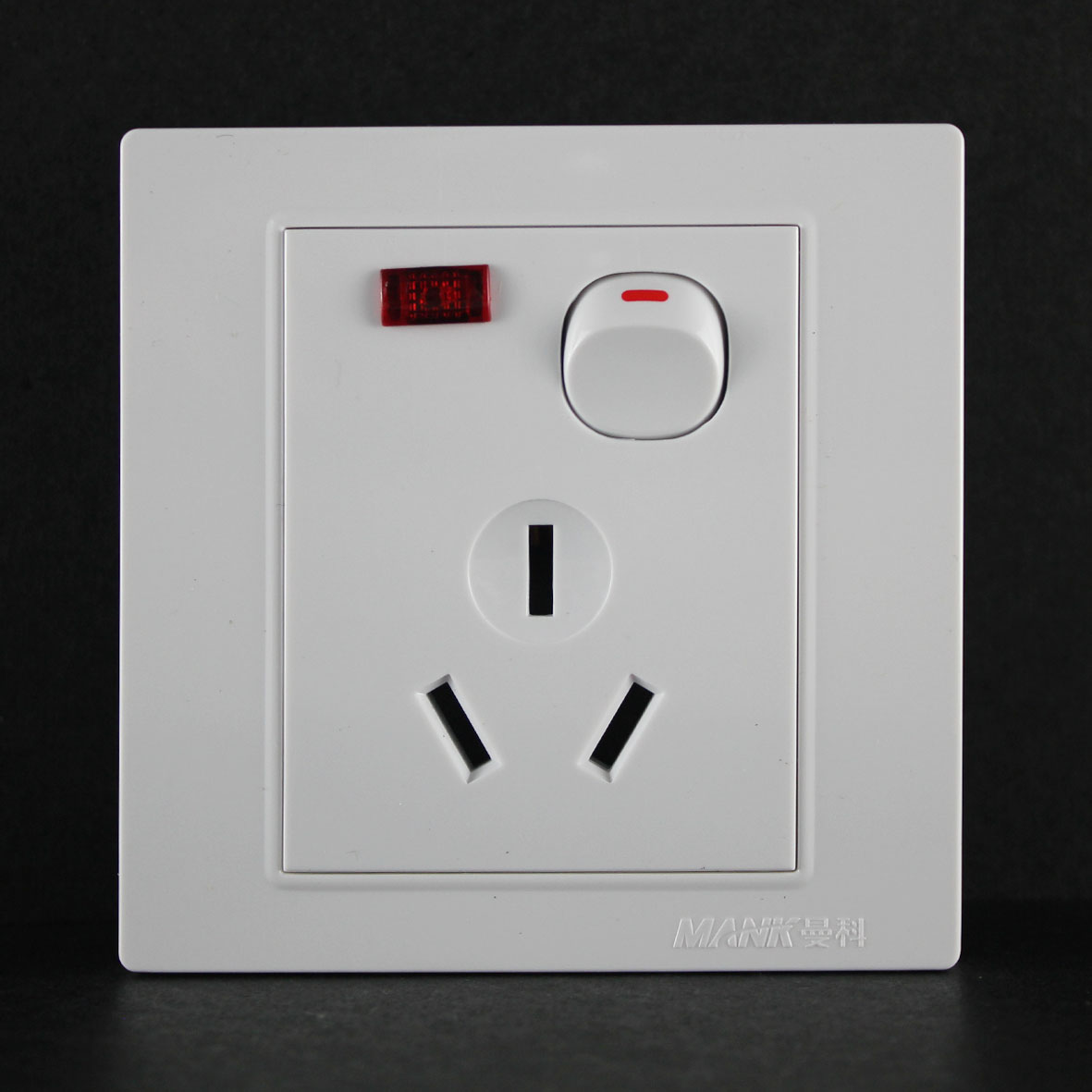 J7000-One switch with light three-hole plug