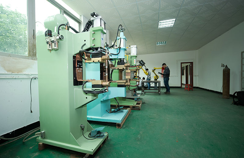 Workshop Show-Zhongbang Welding Machine Proofing Room