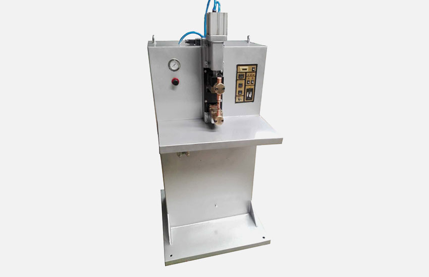 Energy storage welding machine