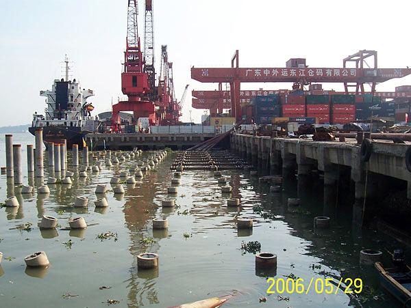 广东省广州中外运东江仓码有限公司集装箱码头工程-采用700mm-PHC管桩