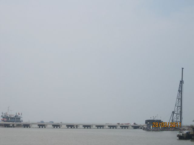 专用码头、其他水工结构-港珠澳大桥出运码头