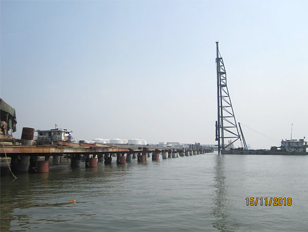 东莞阳鸿石化码头（5万吨级结构）