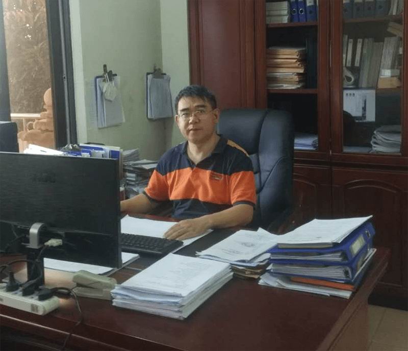 Ouyang Ding Shan (Executive Director, Chief Engineer, Warranty Engineer)