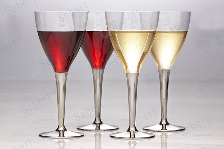 Clear wine glass 