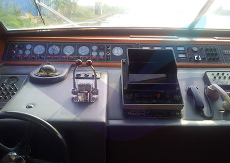 Yacht control console